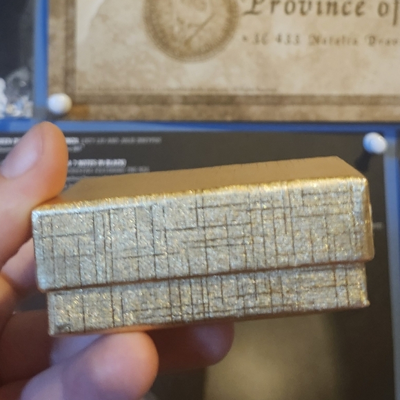 NWOT Cute Golden London Themed Charm Bracelet - Picture 5 of 5